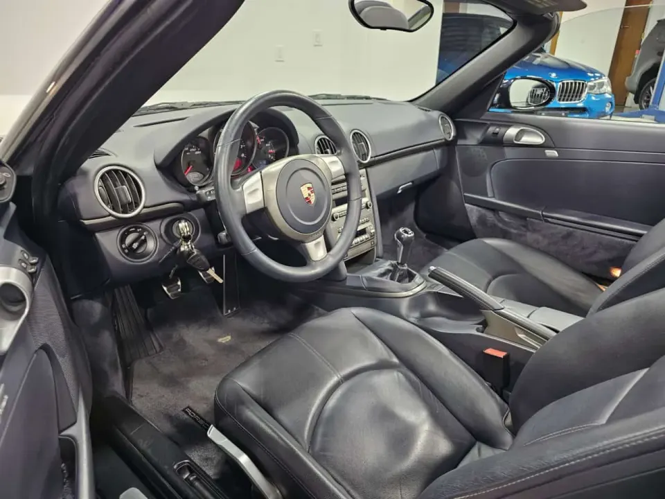 Porsche Boxster 2dr Roadster 2007
