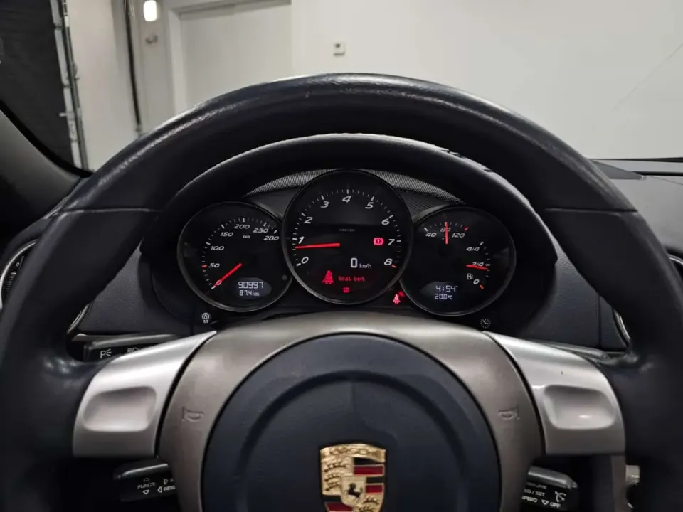 Porsche Boxster 2dr Roadster 2007
