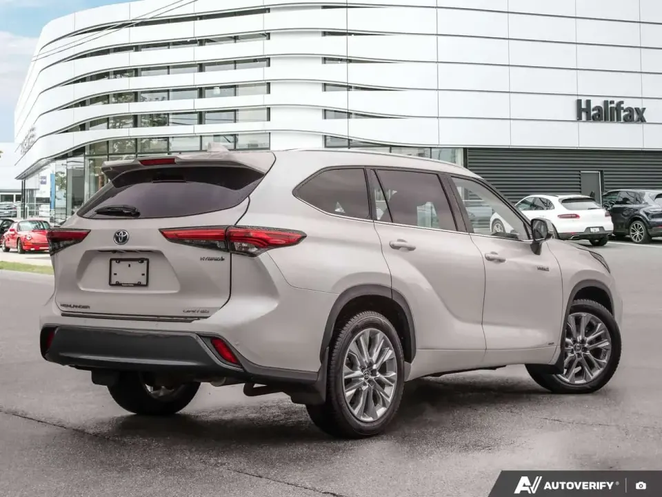 Toyota Highlander Hybrid Limited 2021