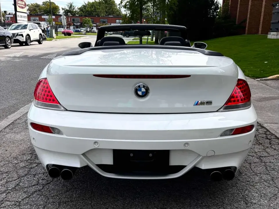 BMW 2dr Cabriolet M6 2007