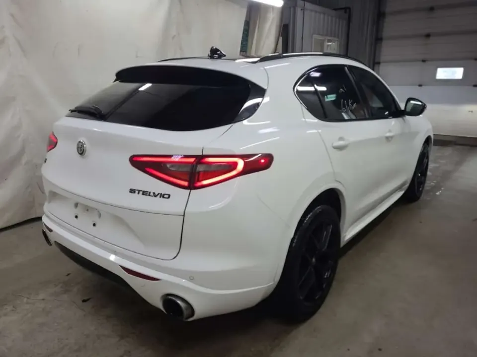Alfa Romeo Stelvio TI 2021