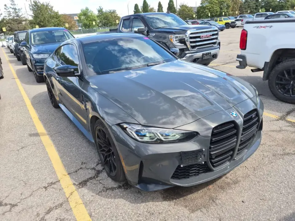 BMW M4 COMPETITION 2023