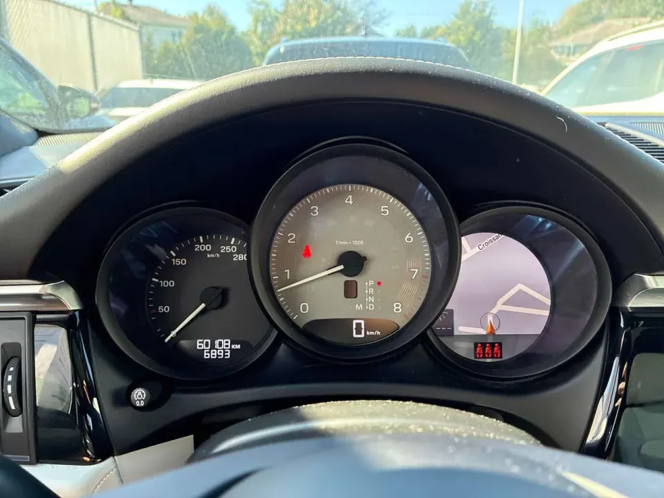 Porsche Macan S 2024