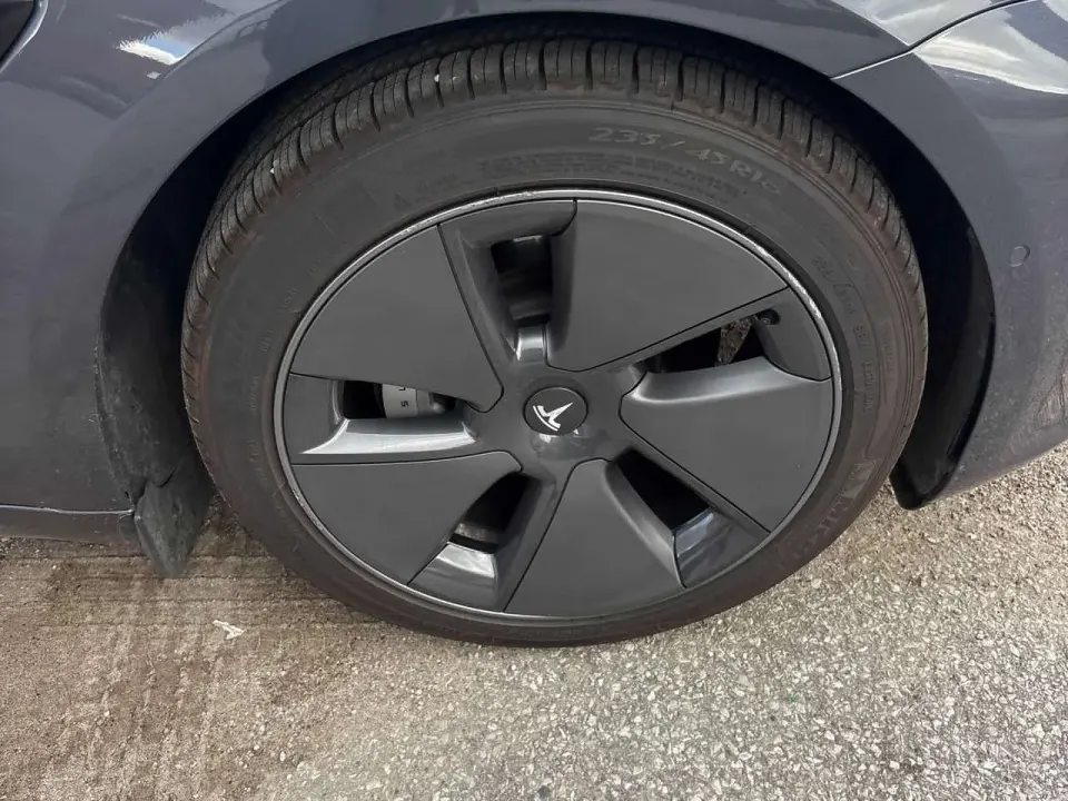 Tesla Model 3 Long Range 2021