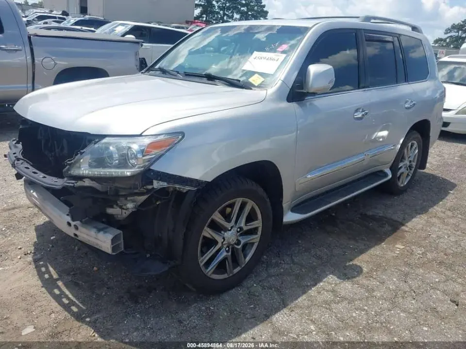 Lexus LX 570 2013