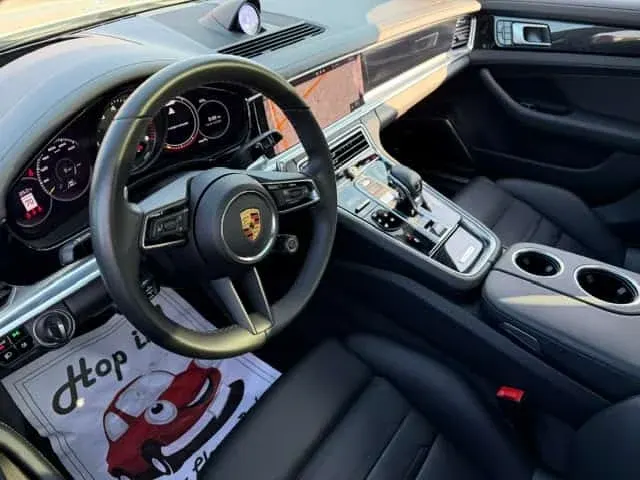 Porsche Panamera 4 E-Hybrid 2021