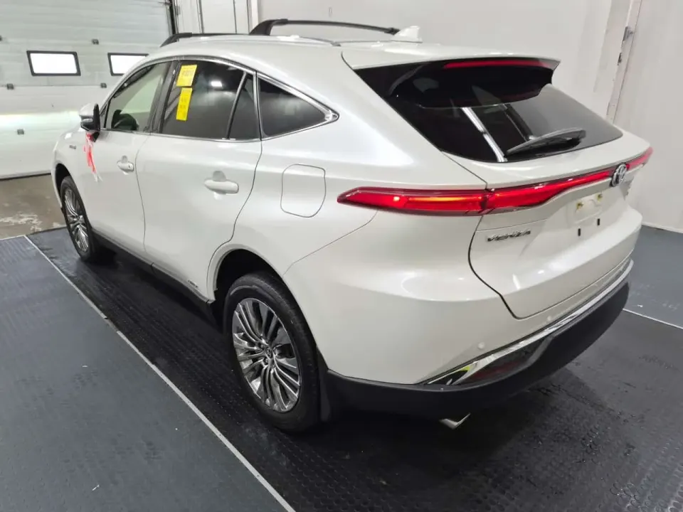 Toyota Venza XLE 2021