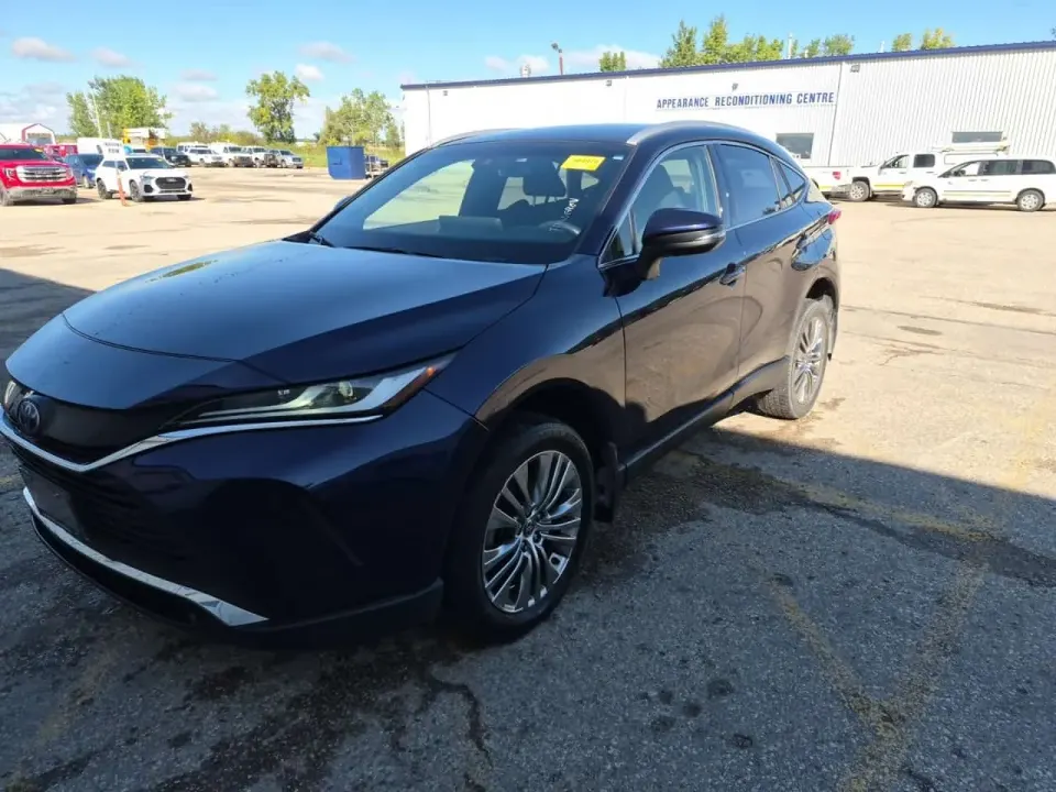 Toyota Venza XLE 2022