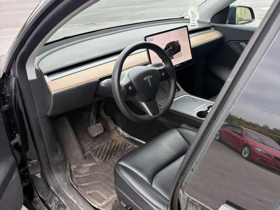 Tesla Model Y Long Range 2022