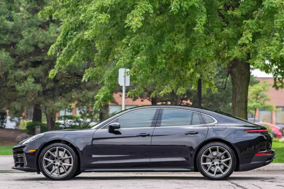 Porsche Panamera Turbo E-Hybrid AWD 2025