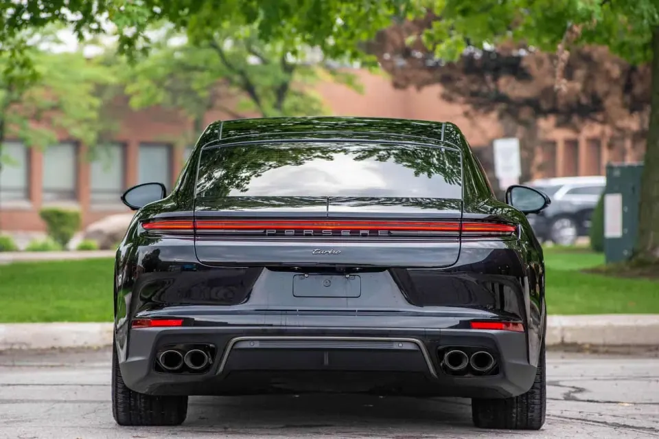 Porsche Panamera Turbo E-Hybrid AWD 2025