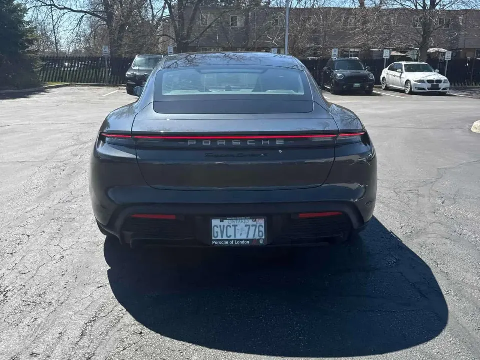 Porsche Taycan Turbo 2020