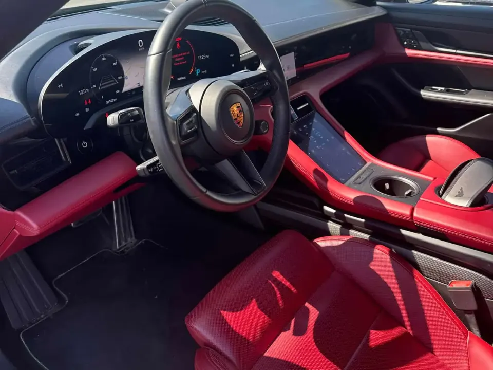 Porsche Taycan Turbo 2020