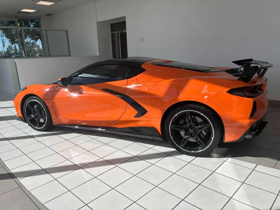 Chevrolet Corvette 2LT 2023