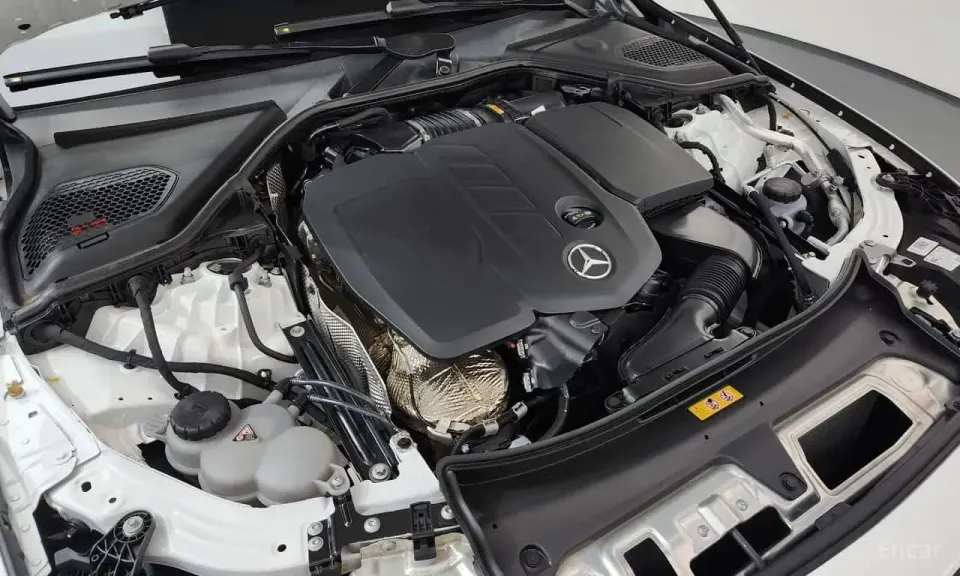 Mercedes-Benz E 220 E220d 4MATIC Exclusive 2026