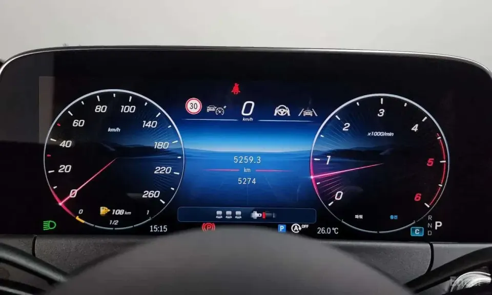 Mercedes-Benz E 220 E220d 4MATIC Exclusive 2026