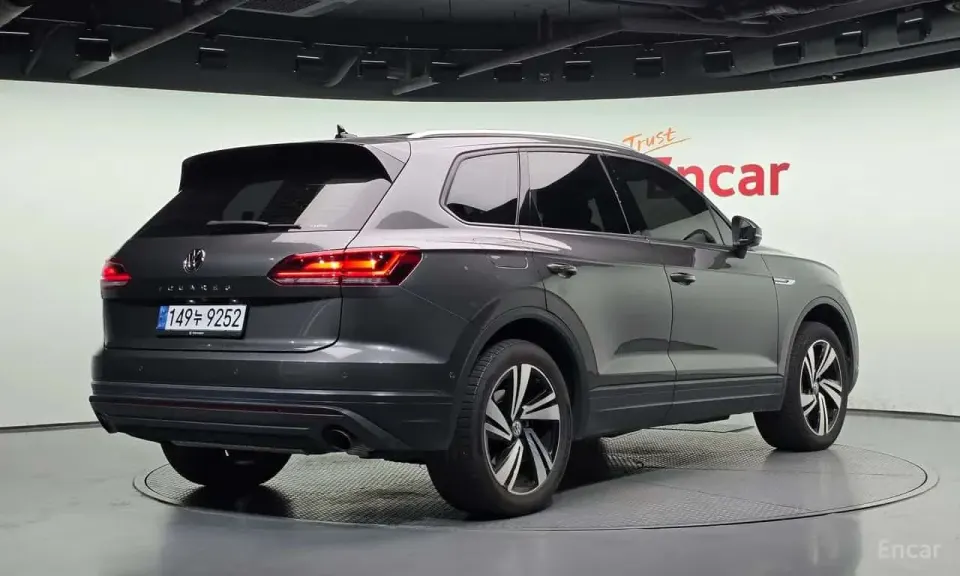 VW Touareg 3.0 TDI Premium 2020