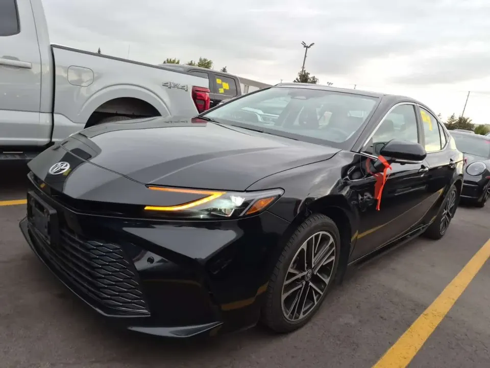 Toyota Camry XLE 2025