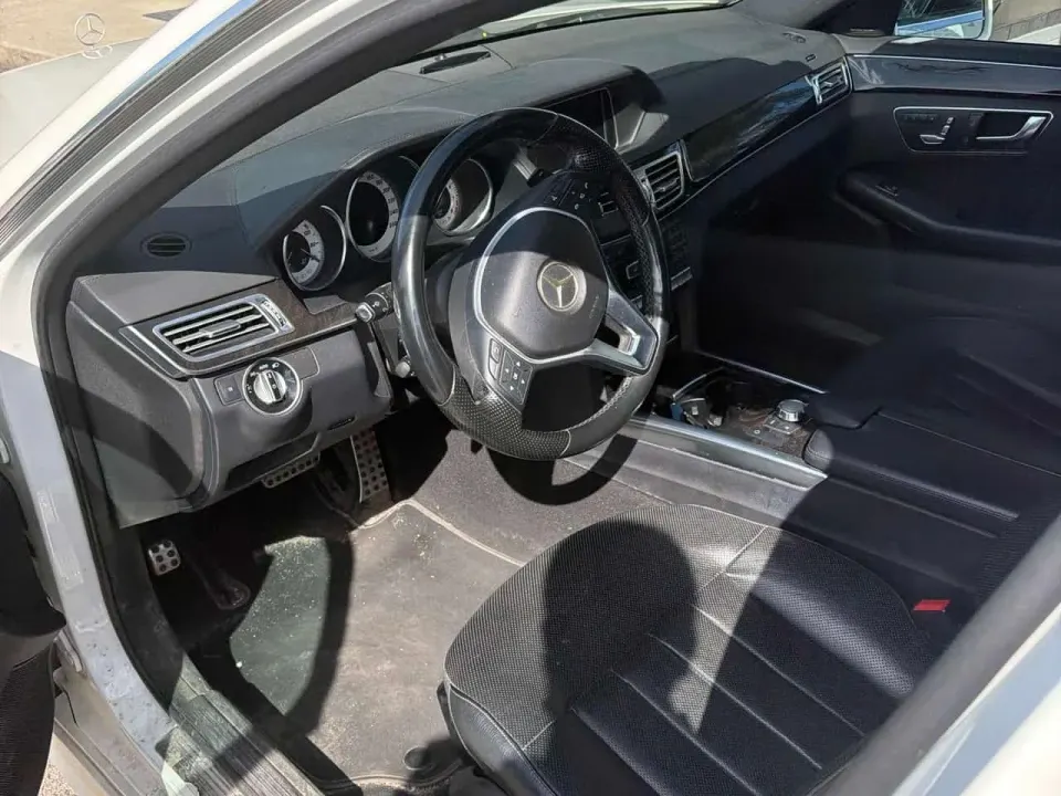 Mercedes-Benz E 550 2015
