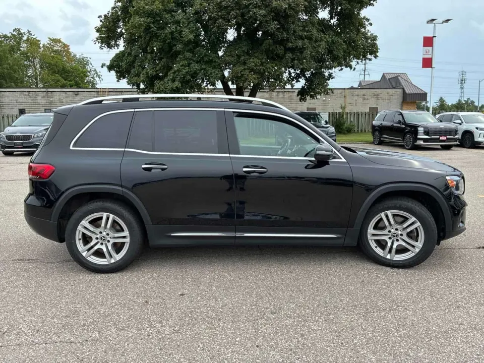 Mercedes-Benz GLB 250 2023