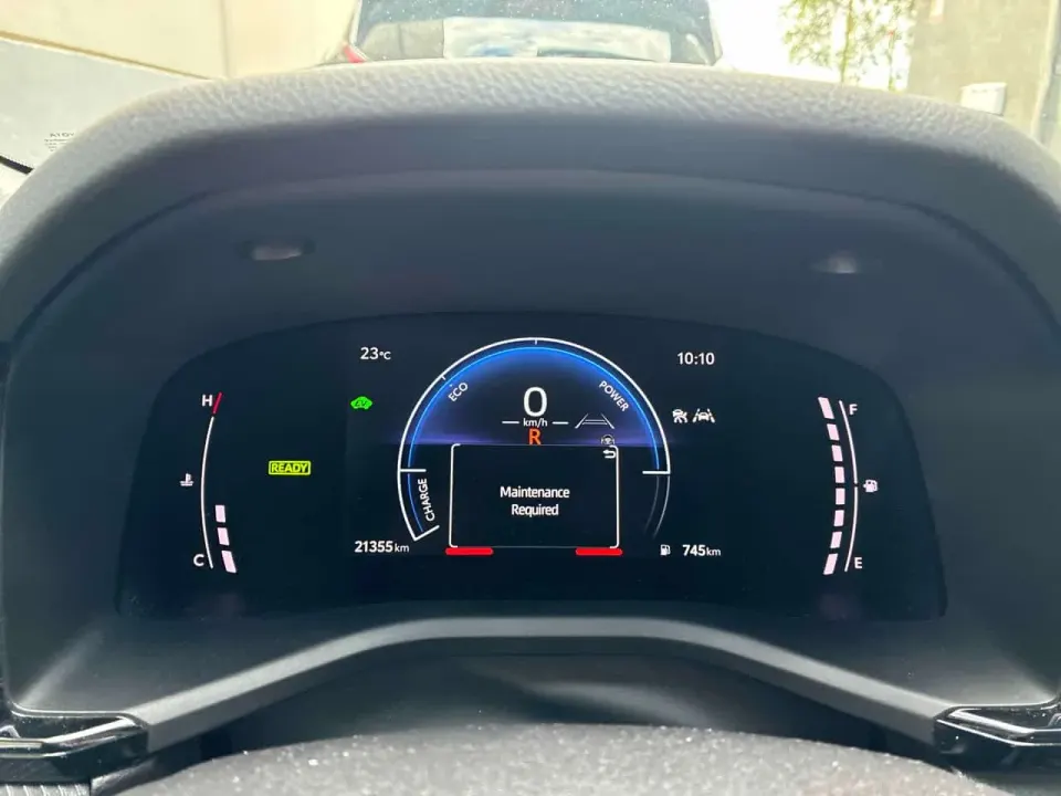 Toyota Camry SE 2026