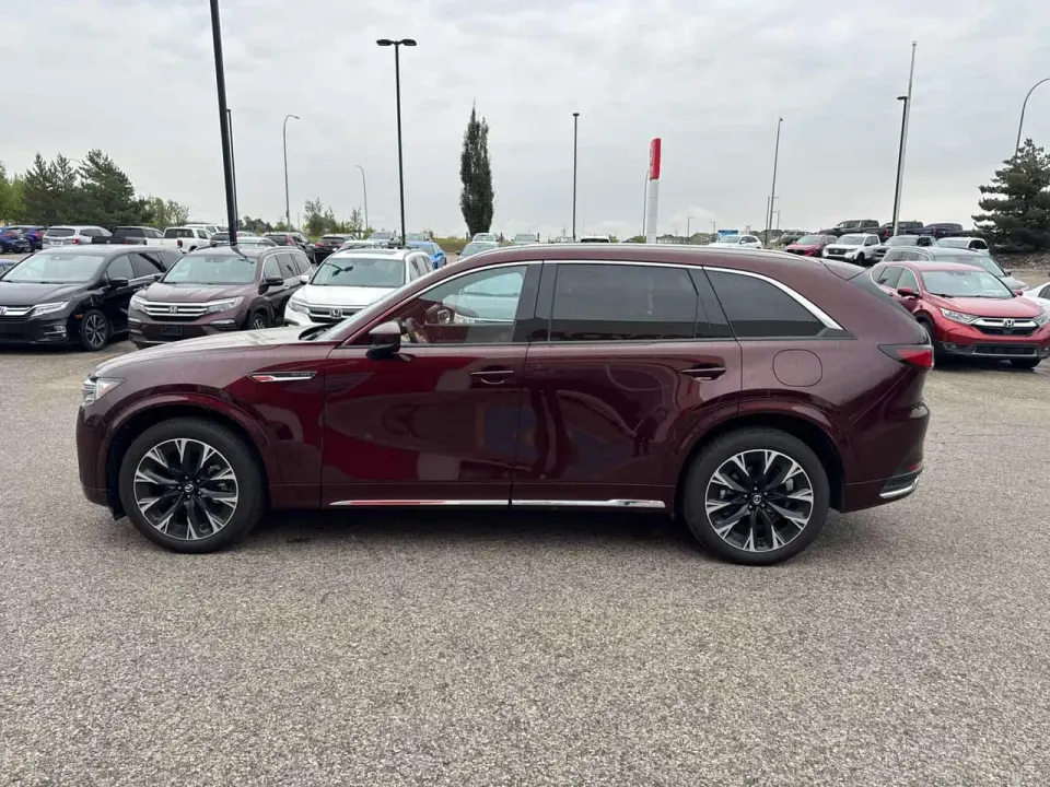 Mazda CX-90 Signature 2025