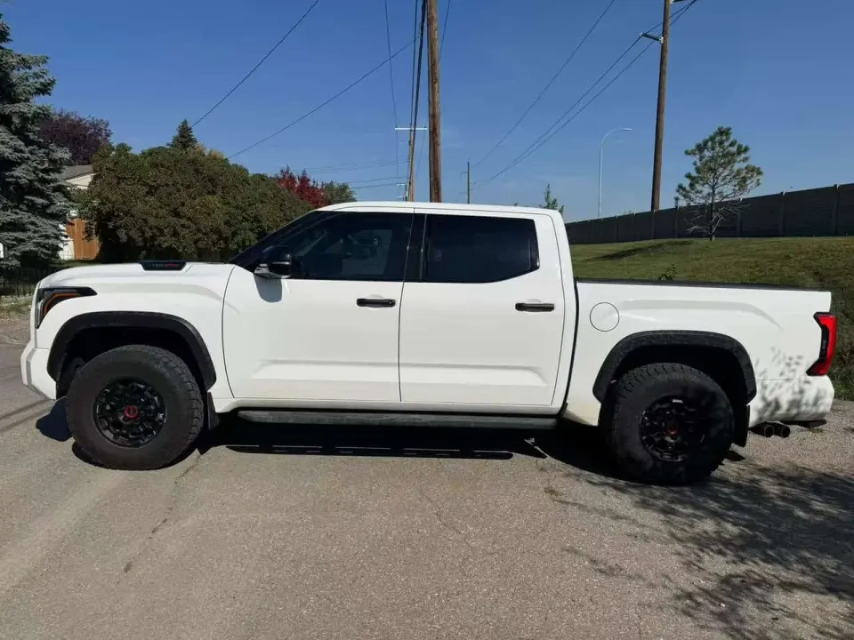 Toyota Tundra Limited Hybrid 2022