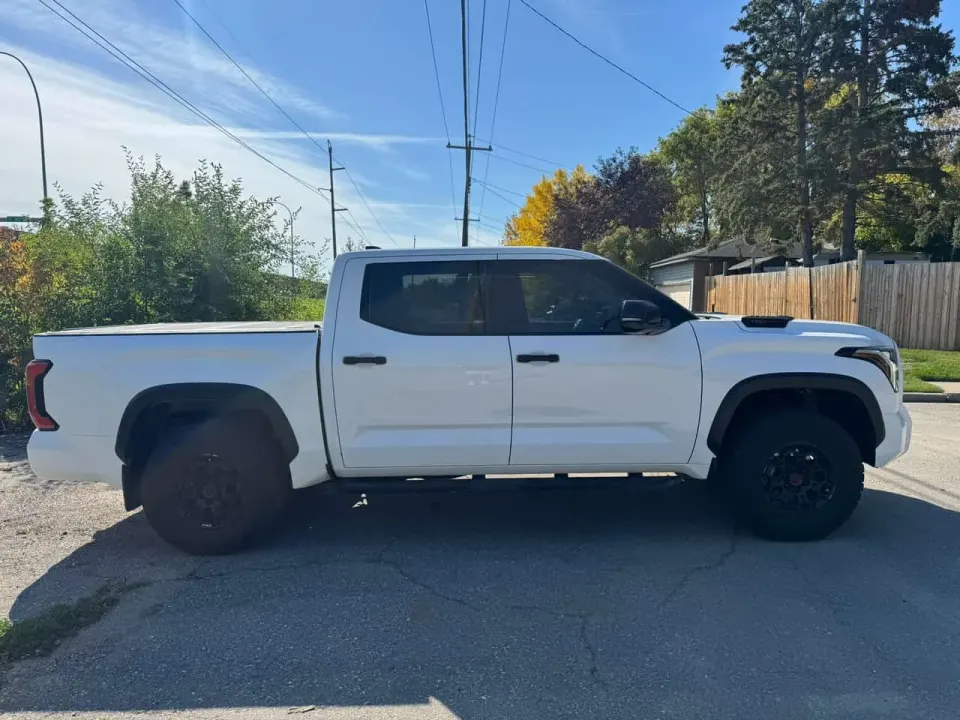 Toyota Tundra Limited Hybrid 2022