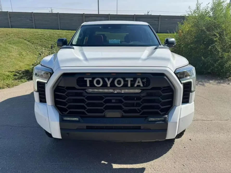 Toyota Tundra Limited Hybrid 2022