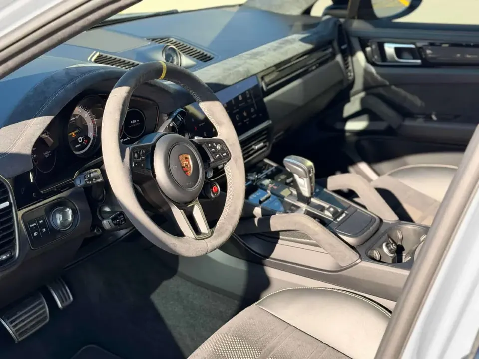 Porsche Cayenne Turbo GT Coupe AWD 2023