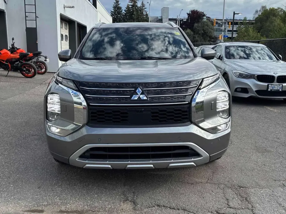 Mitsubishi Outlander GT 2023