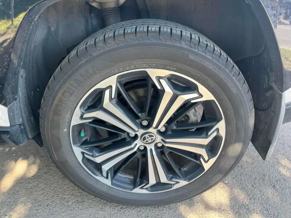 Toyota Rav4 XSE AWD 2024