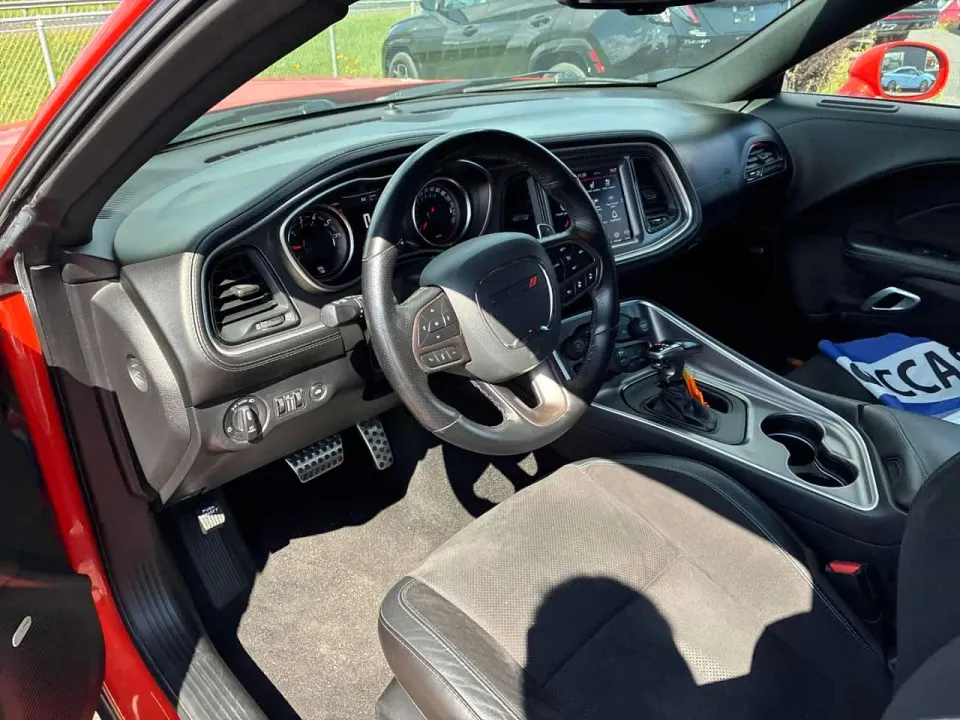 Dodge Challenger GT 2021