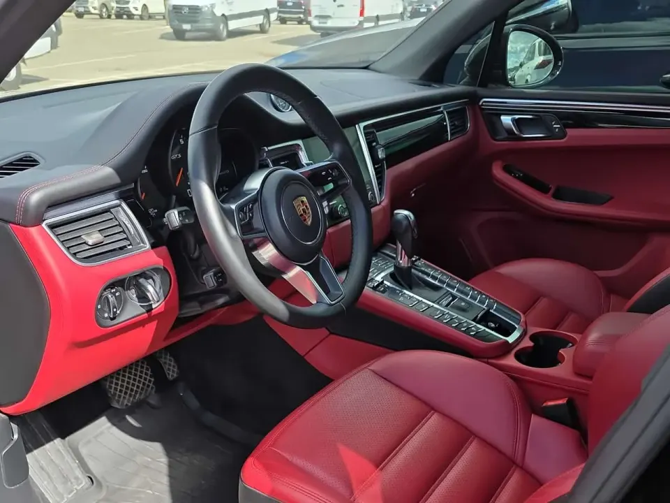 Porsche Macan GTS 2017