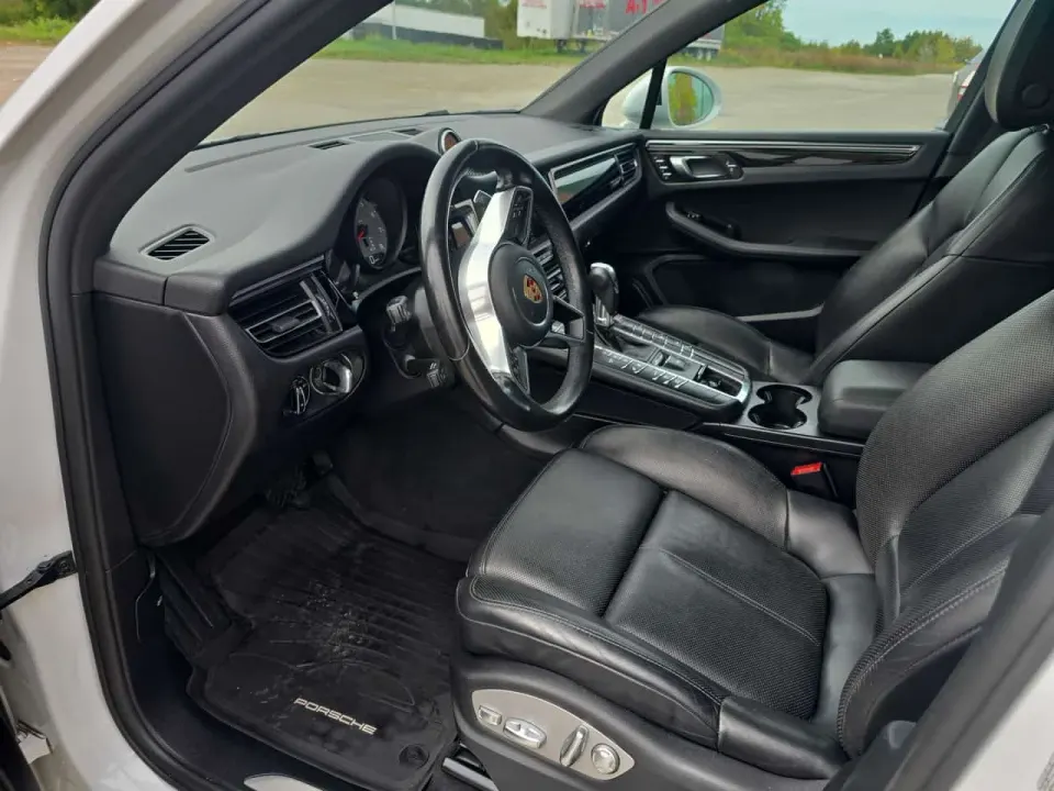Porsche Macan S 2020