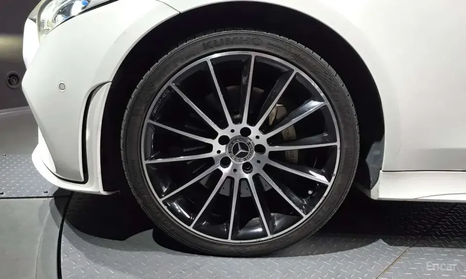 Mercedes-Benz CLS400d 4MATIC AMG Line 2018