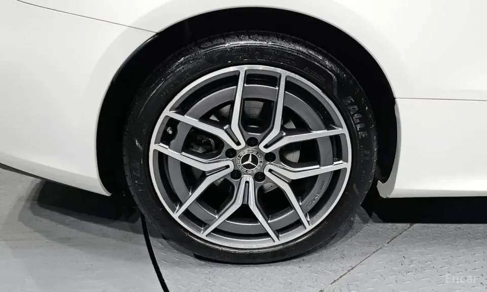 Mercedes-Benz E 300 E300d 4MATIC Coupe 2022
