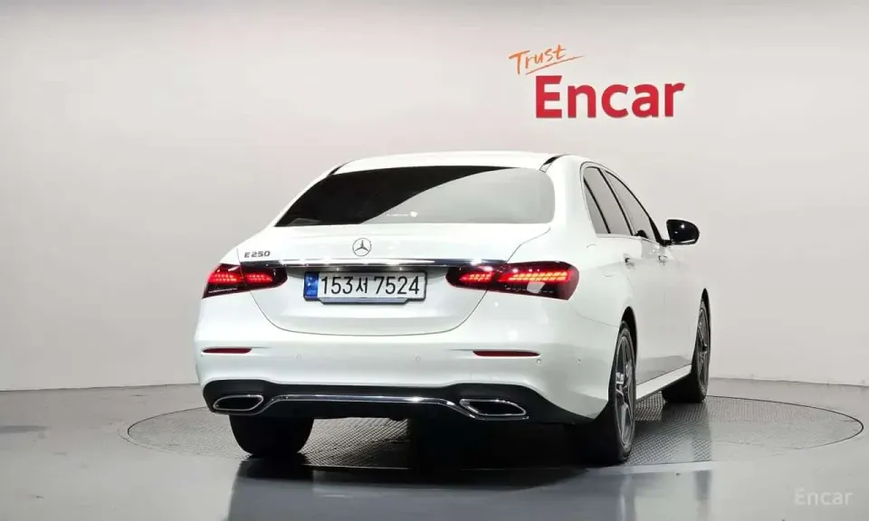 Mercedes-Benz E 250 E250 AMG Line 2023