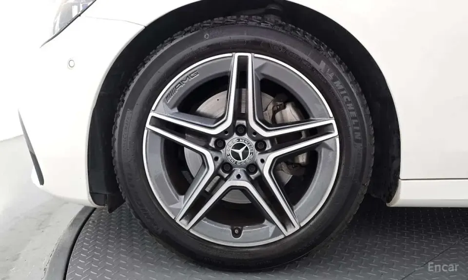 Mercedes-Benz E 250 E250 AMG Line 2023