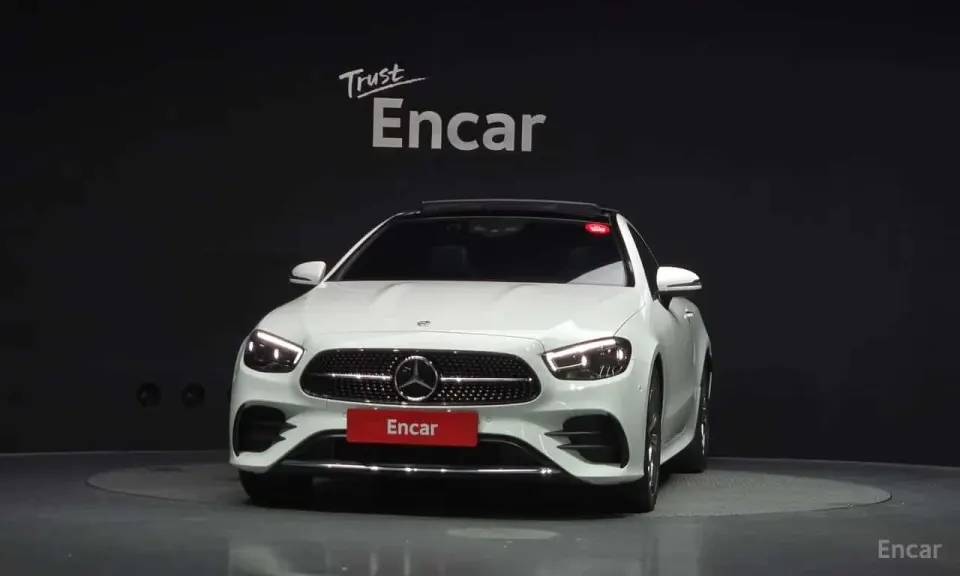 Mercedes-Benz E 300 E300d 4MATIC Coupe 2022
