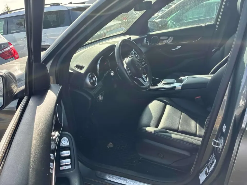Mercedes-Benz GLC 300 2020