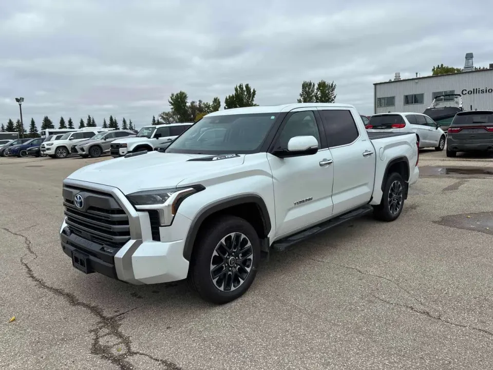 Toyota Tundra Limited Hybrid 2022