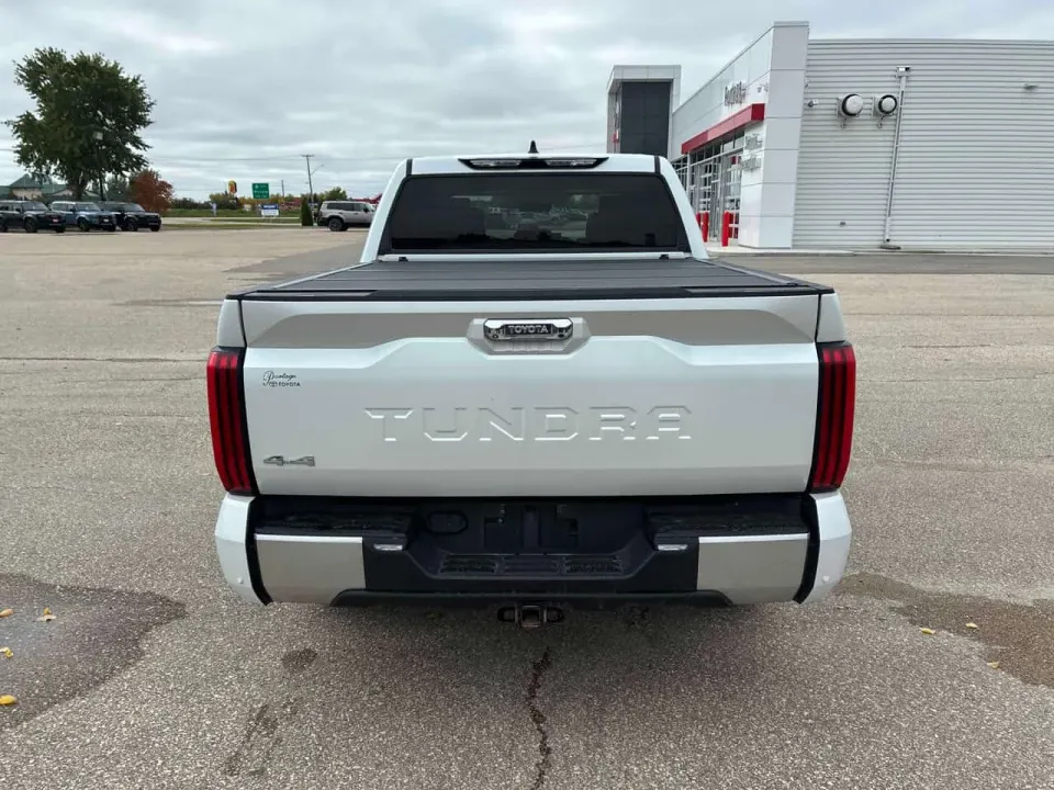 Toyota Tundra Limited Hybrid 2022