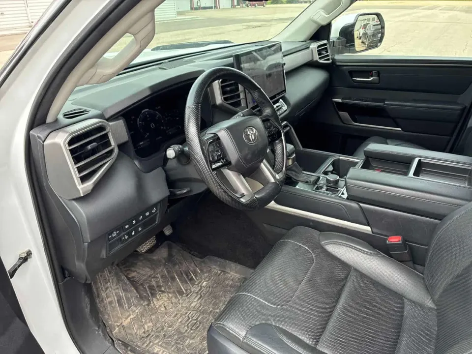 Toyota Tundra Limited Hybrid 2022