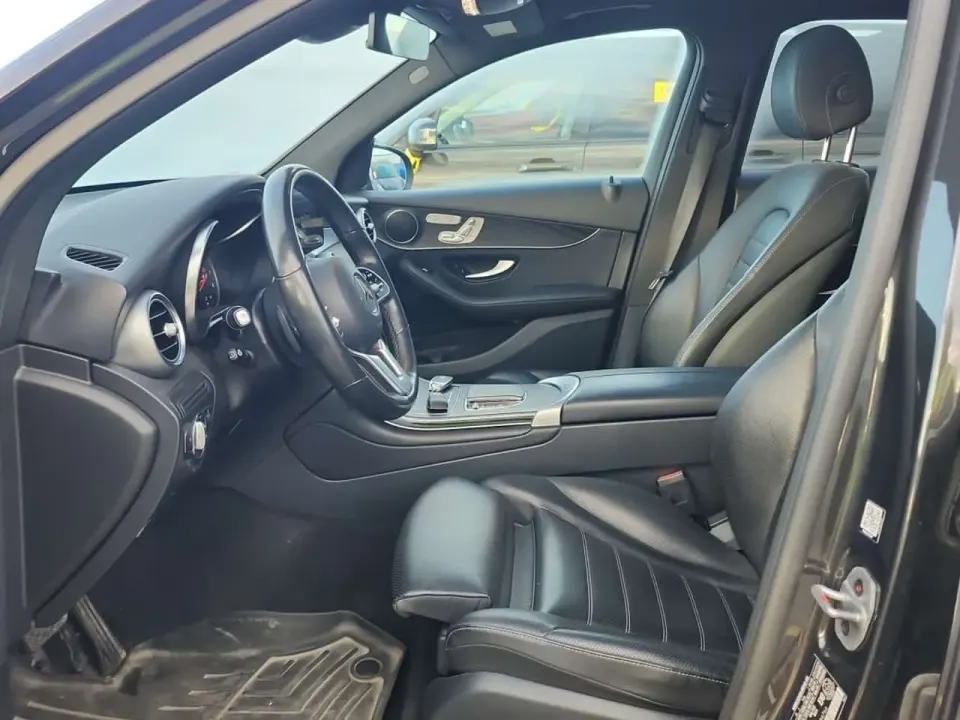 Mercedes-Benz GLC 300 2022