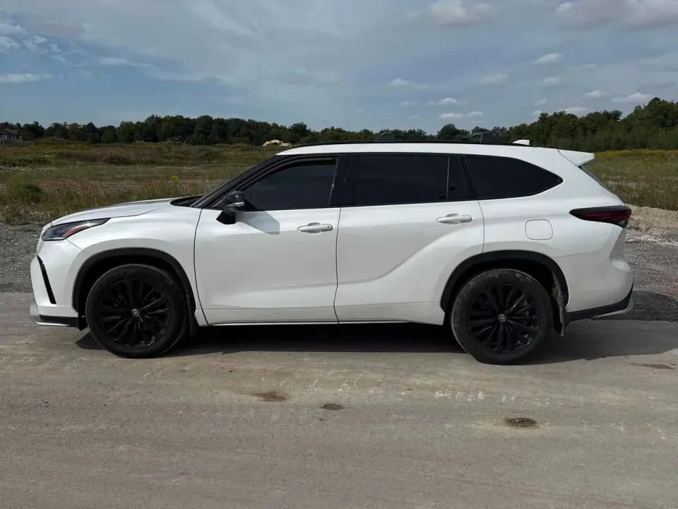 Toyota Highlander XSE AWD 2025