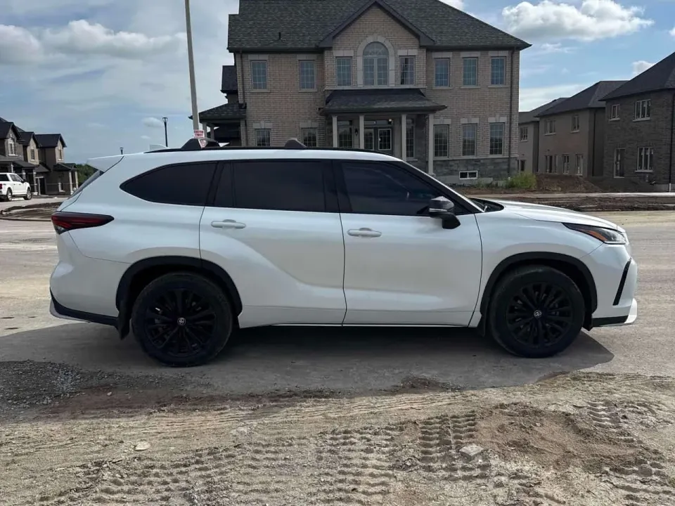 Toyota Highlander XSE AWD 2025