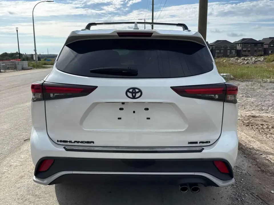 Toyota Highlander XSE AWD 2025