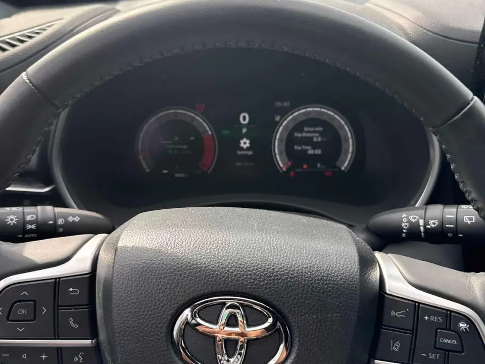 Toyota Highlander XSE AWD 2025