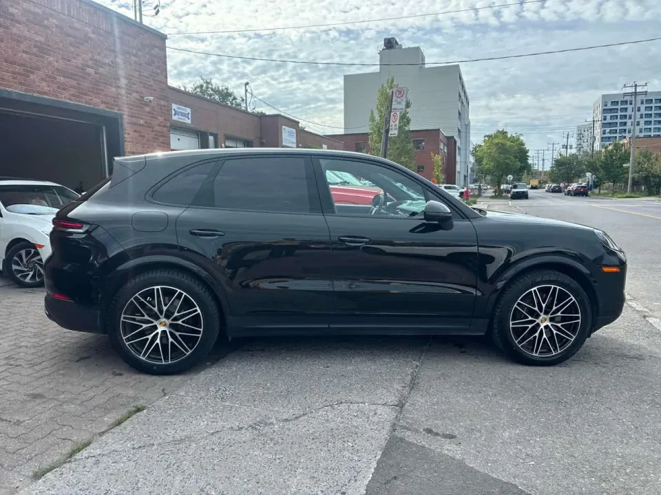 Porsche Cayenne AWD 2024
